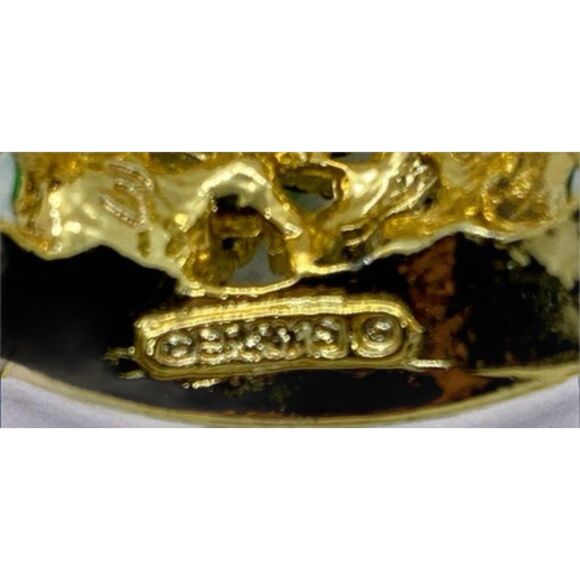 Vintage Gerry’s Christmas Brooch Set – 5 Holiday Pins: Bells, Reindeer, tree - Picture 5 of 15